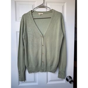 eesome Sweater Medium Women's Green Olive Gold Button Cardigan Spring